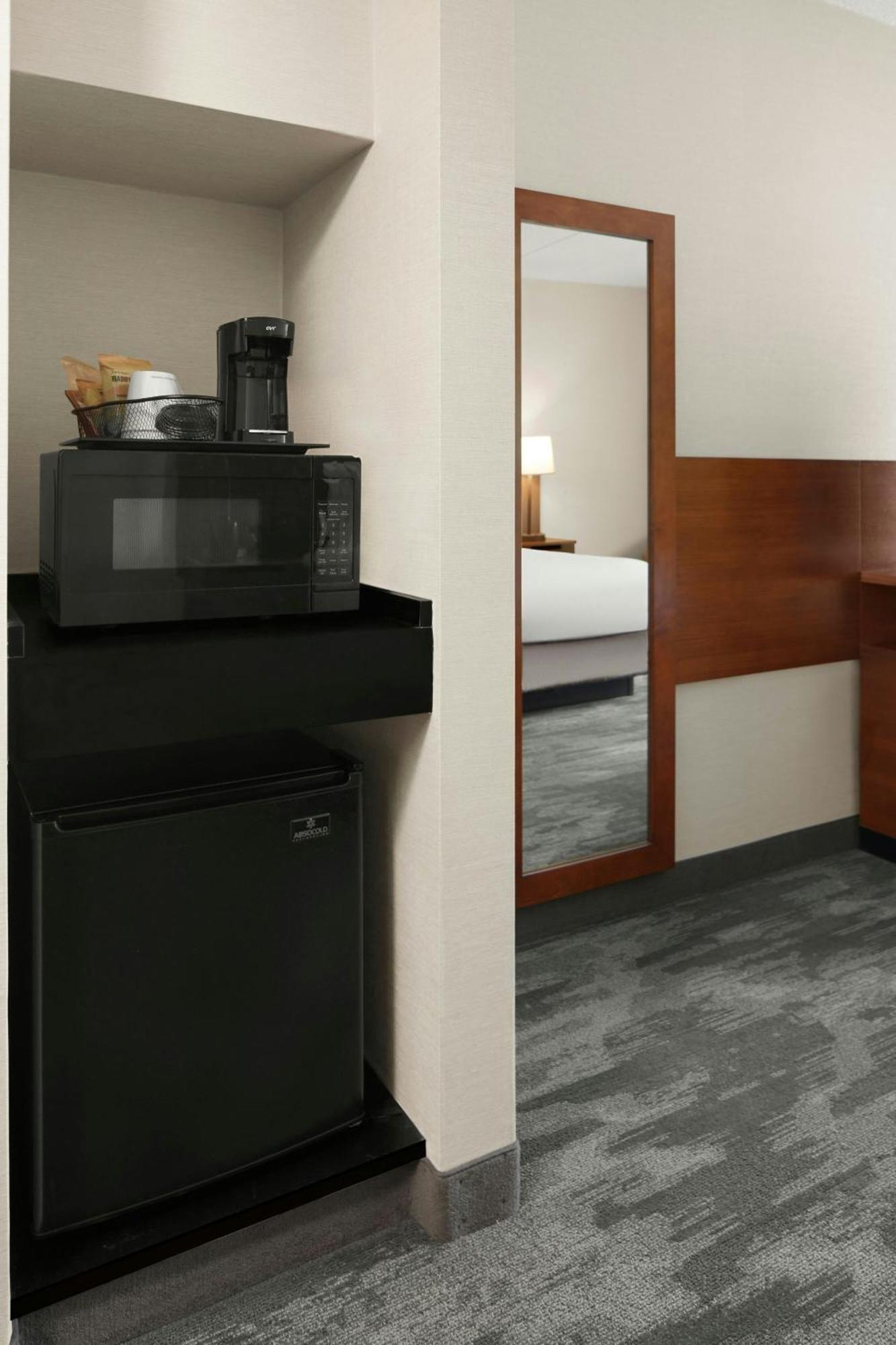 Hotel Fairfield & Osu